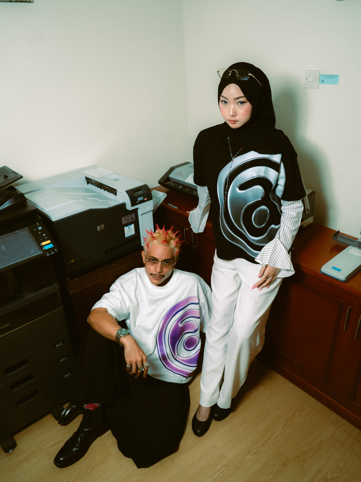 ADZKL LOGO BESI TEE (BLACK)