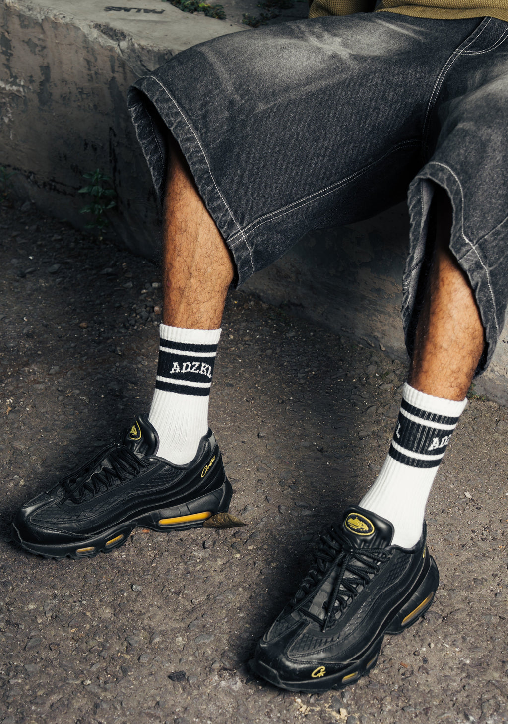 ADZ KL Socks Black & White (2pcs)