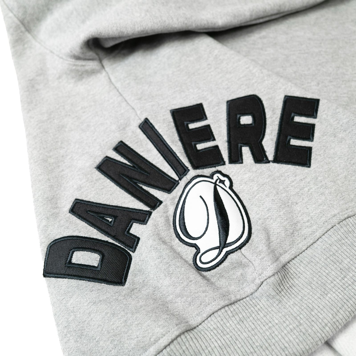 DANIERE LEISURE SWEATSHIRT