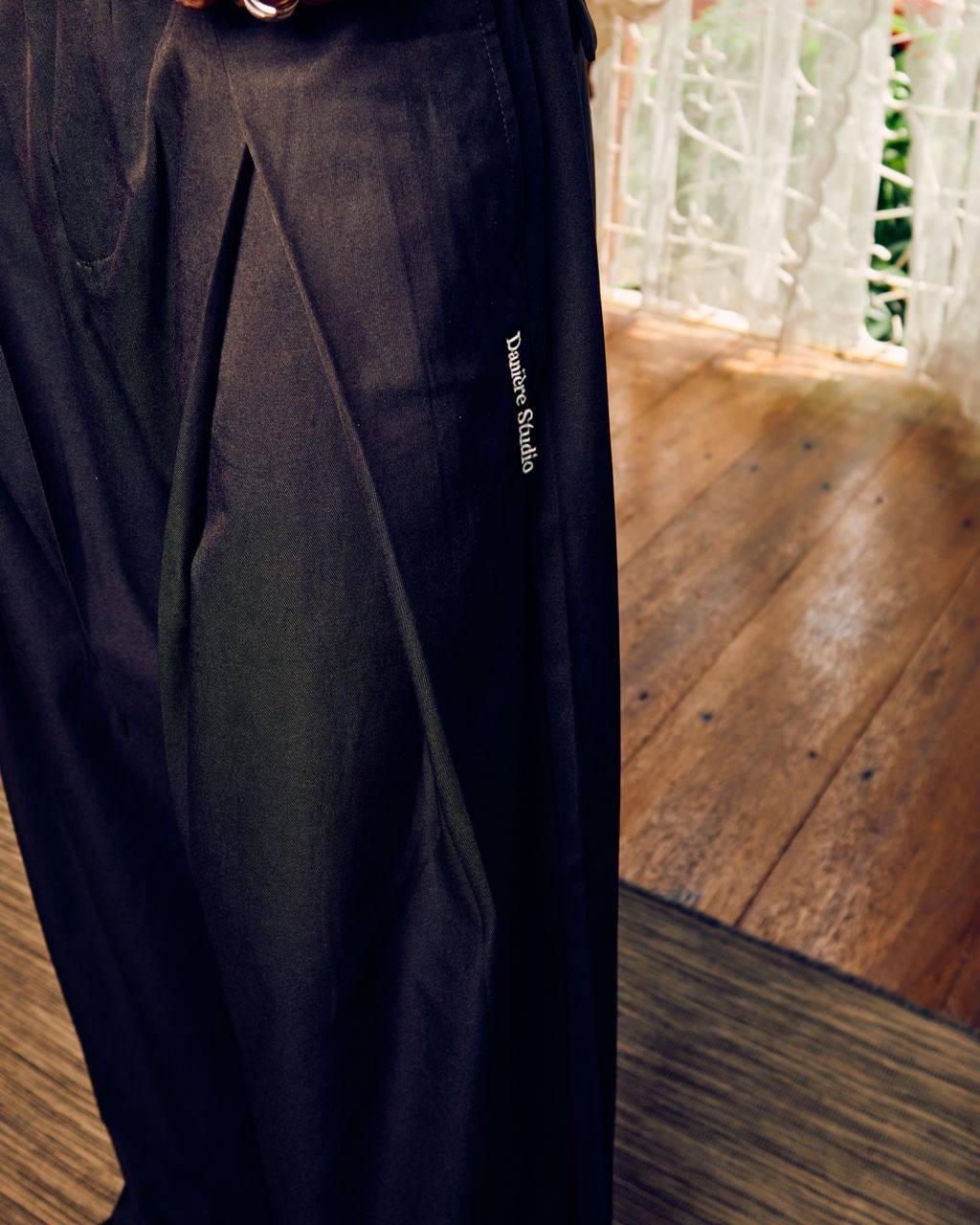 DANIERE PLEATED PANTS